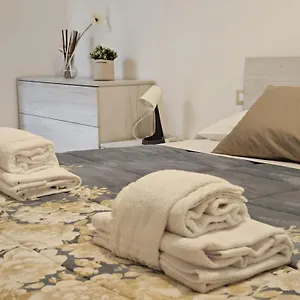 Be Your - Stendardi's House Appartamento Roma
